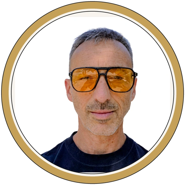 Yossi Kaplan, MBA, Realtor and Sales Representative with Right At Home Realty